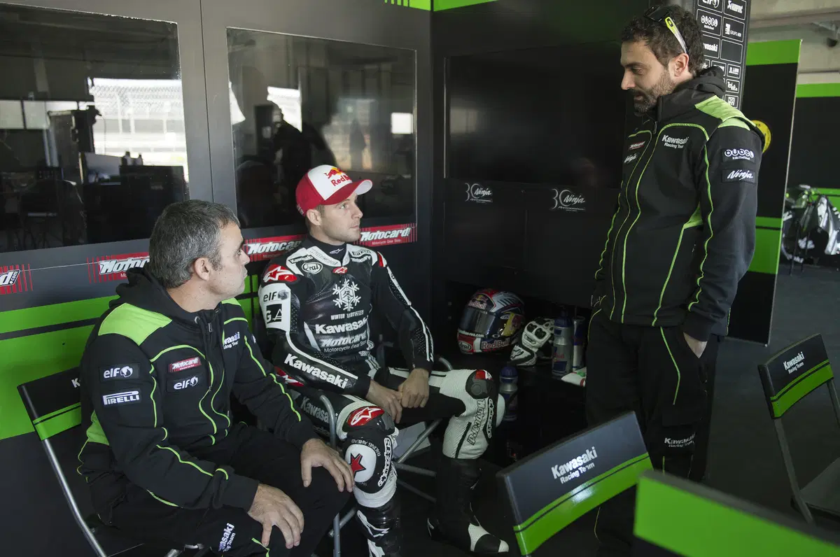 Superbike. Ducati chiude davanti a Kawasaki i primi test 2015 (3)