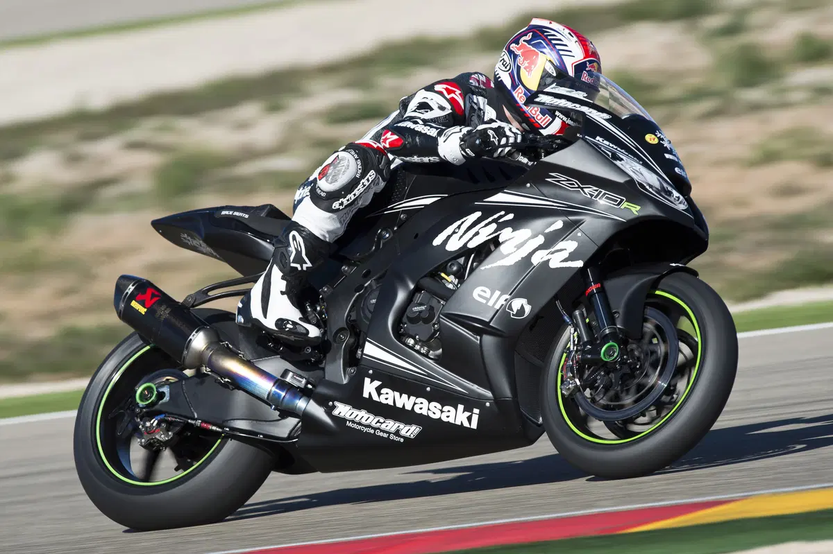 Superbike. Ducati chiude davanti a Kawasaki i primi test 2015 (9)
