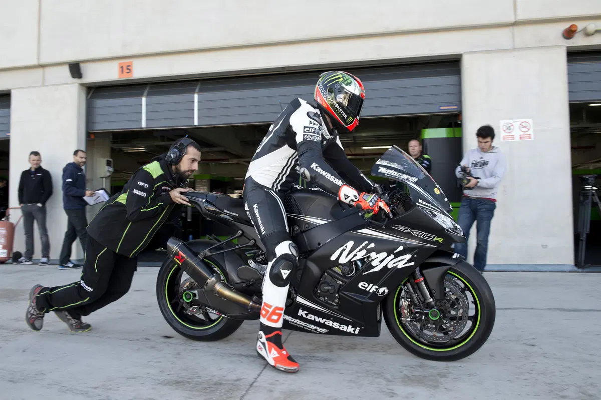 Superbike. Ducati chiude davanti a Kawasaki i primi test 2015 (17)