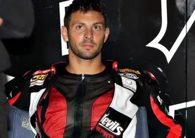 SBK, Fabrizio a Jerez sull’Aprilia del team Red Devils