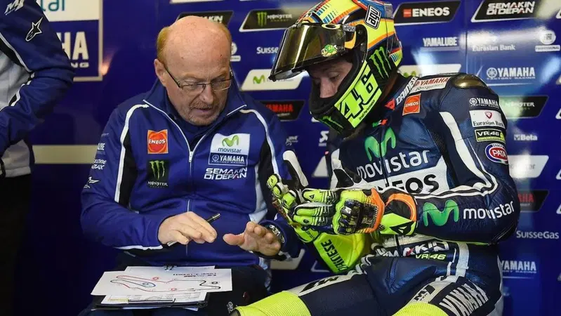 DopoGP con Nico e Zam. "Inviaci le tue video domande per Galbusera"