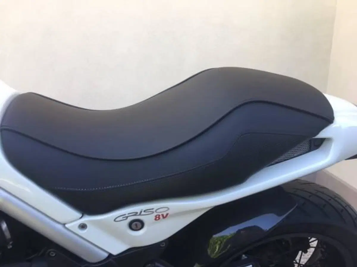 Moto Guzzi Griso 1200 8V (2007 - 12) (16)