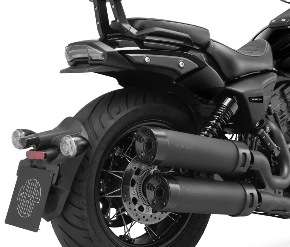 Anche una cruiser V2, la C650V, fra le novità di Moto Bologna Passione (10)