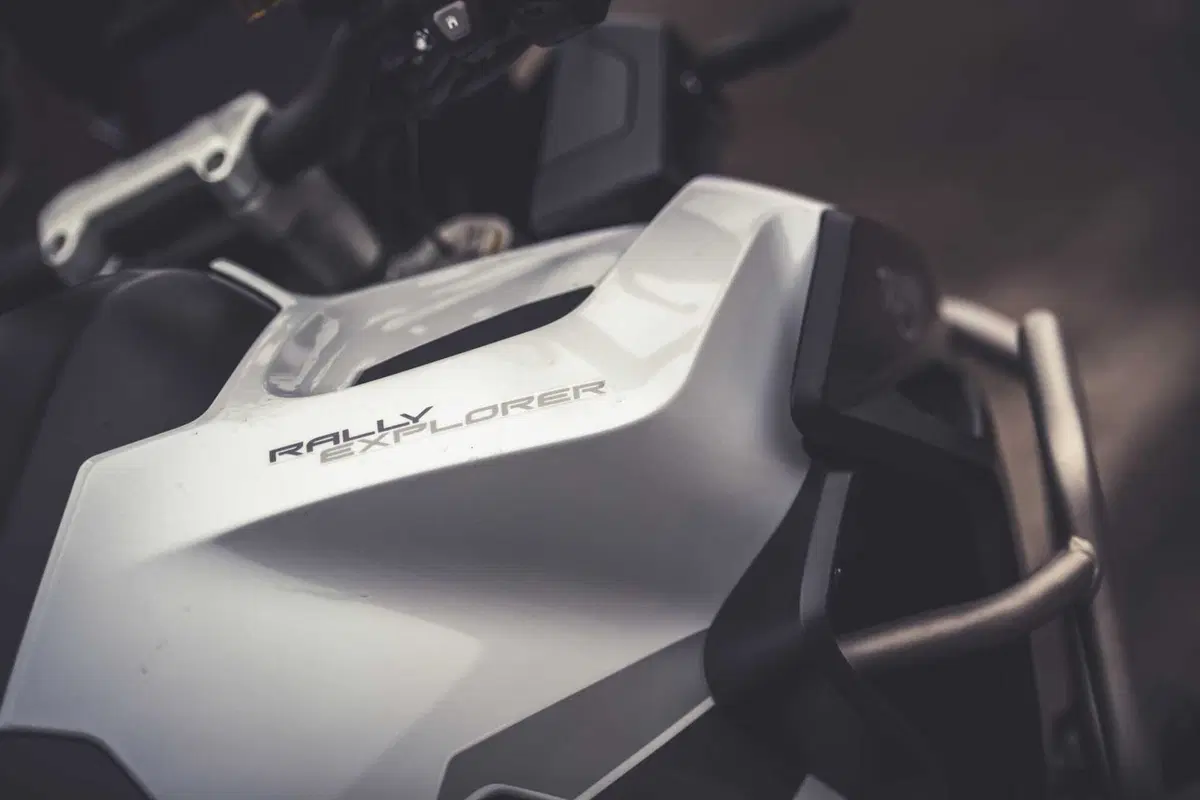 BMW R1250GS Adventure vs Triumph Tiger 1200 Rally Explorer [Video Prova] (14)