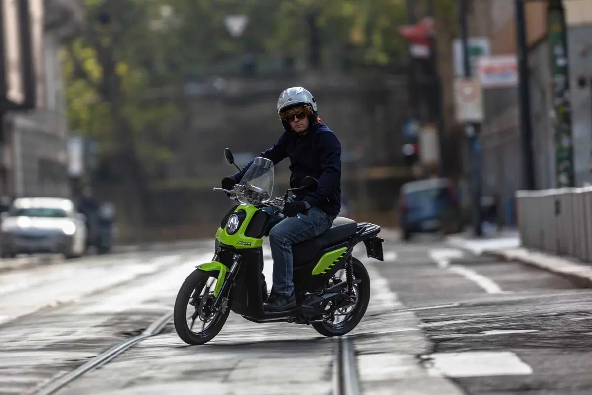 Fantic Electric, il primo scooter elettrico della marca veneta in vendita a febbraio (21)