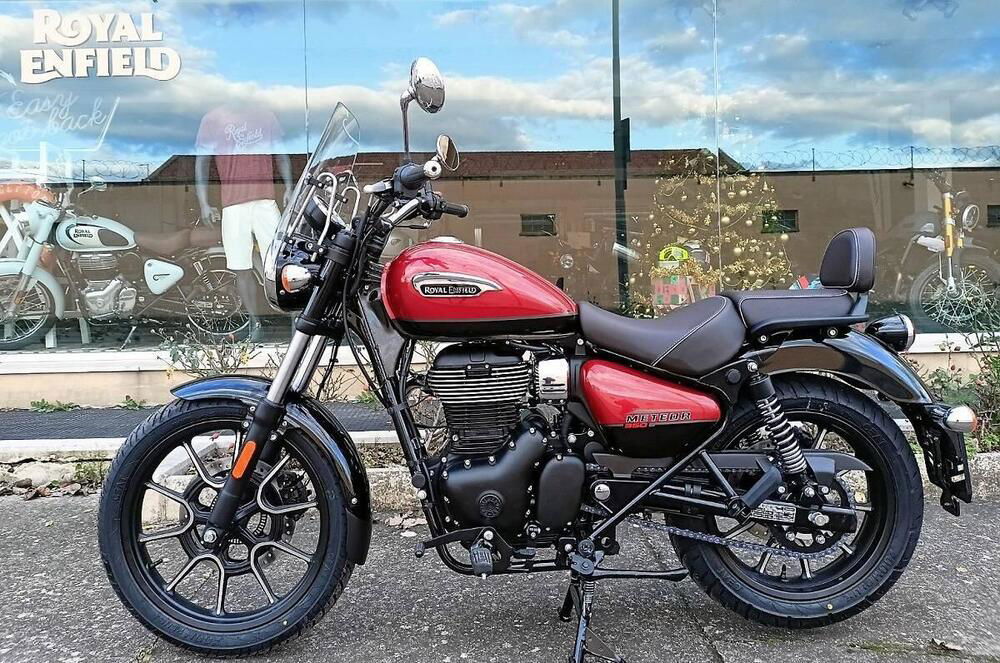 Royal Enfield Meteor 350 Supernova (2021 - 24) (5)