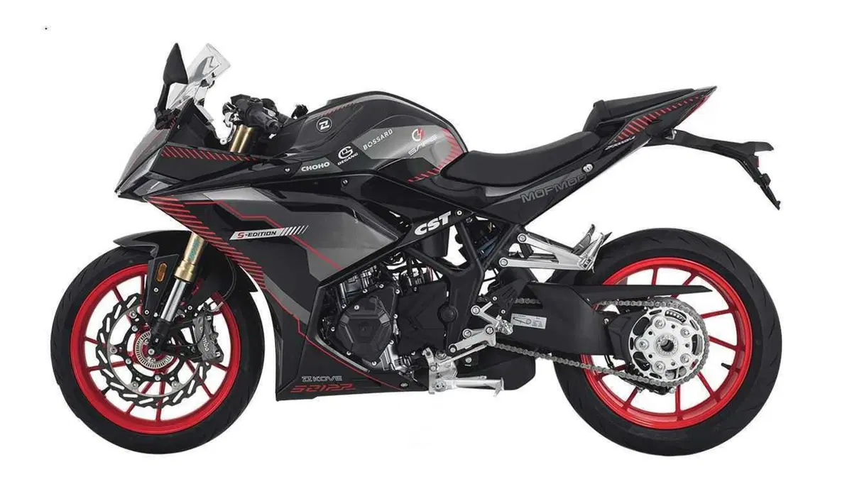 Kove debutta nel mondiale SSP300 con moto, team e pilota cinesi (4)
