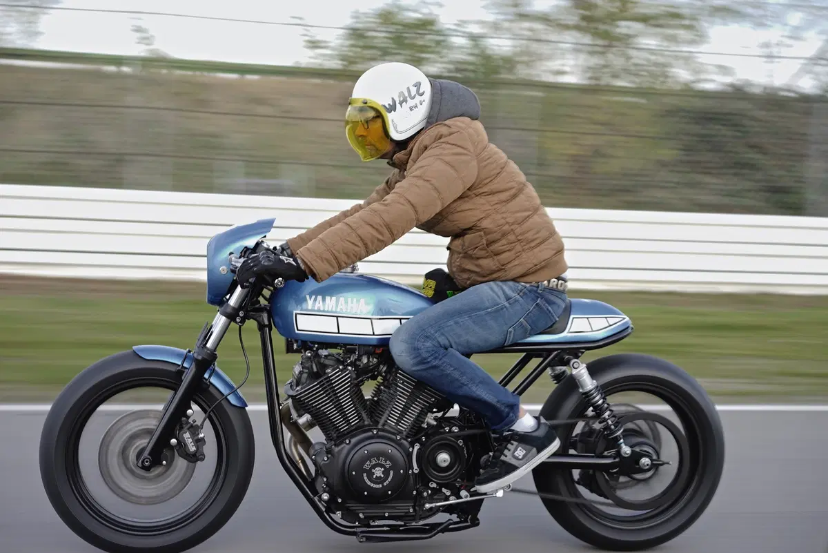 Yamaha Yard Built XV950 'El Ratón Asesino' (2)