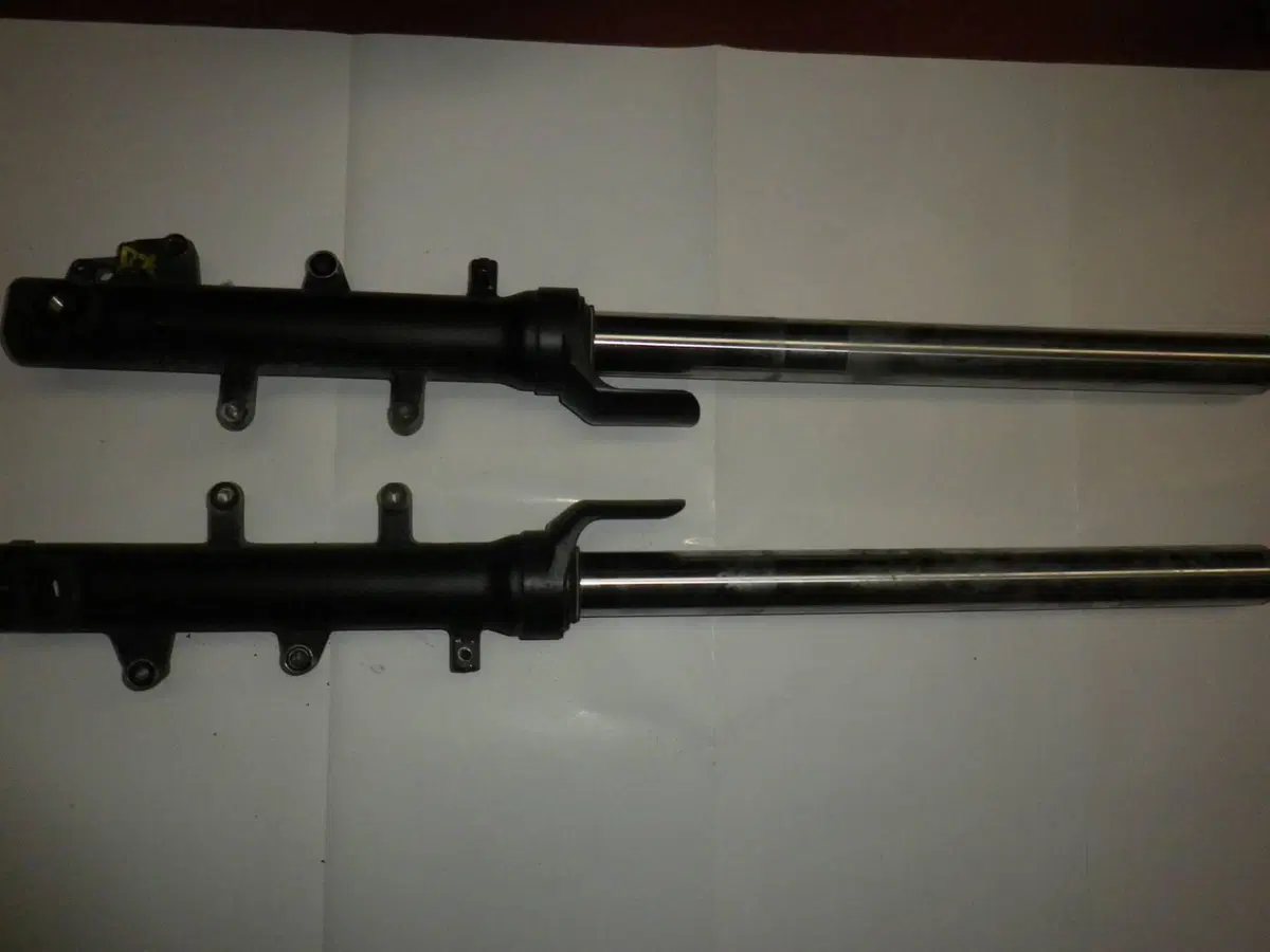 KYMCO XCITING 250/300/500 RICAMBI USATI ORIGINALI (16)