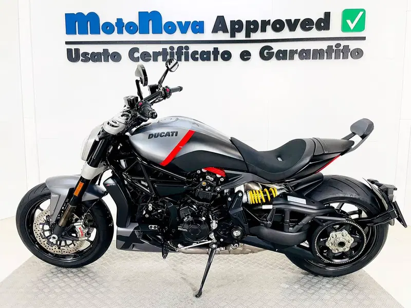 Ducati XDiavel 1262 Black Star (2021) (2)