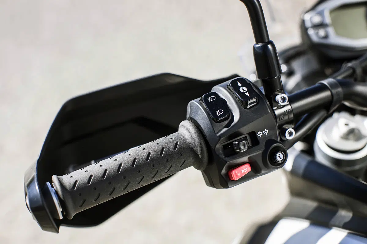 Triumph Tiger 800 XC (27)