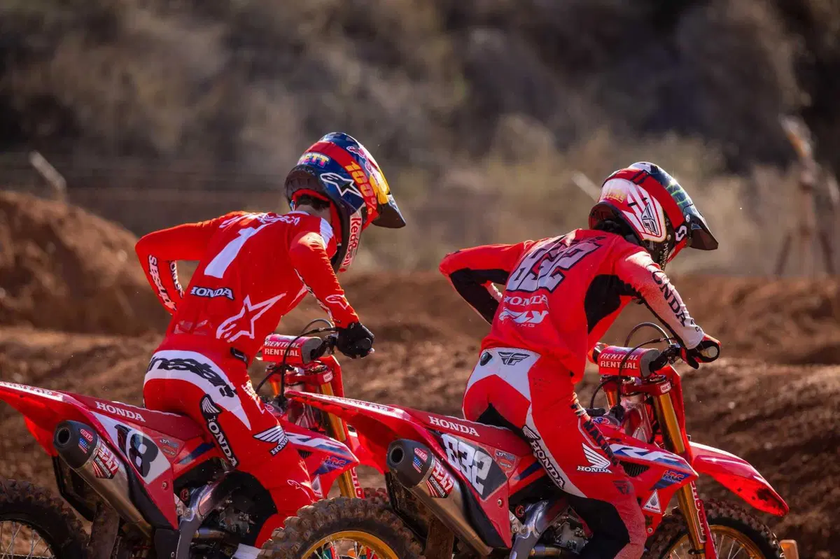 Athena annuncia una partnership con il team Honda Racing Corporation USA (6)