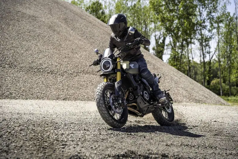 Moto Morini SEIEMMEZZO SCR (2022 - 26) (8)