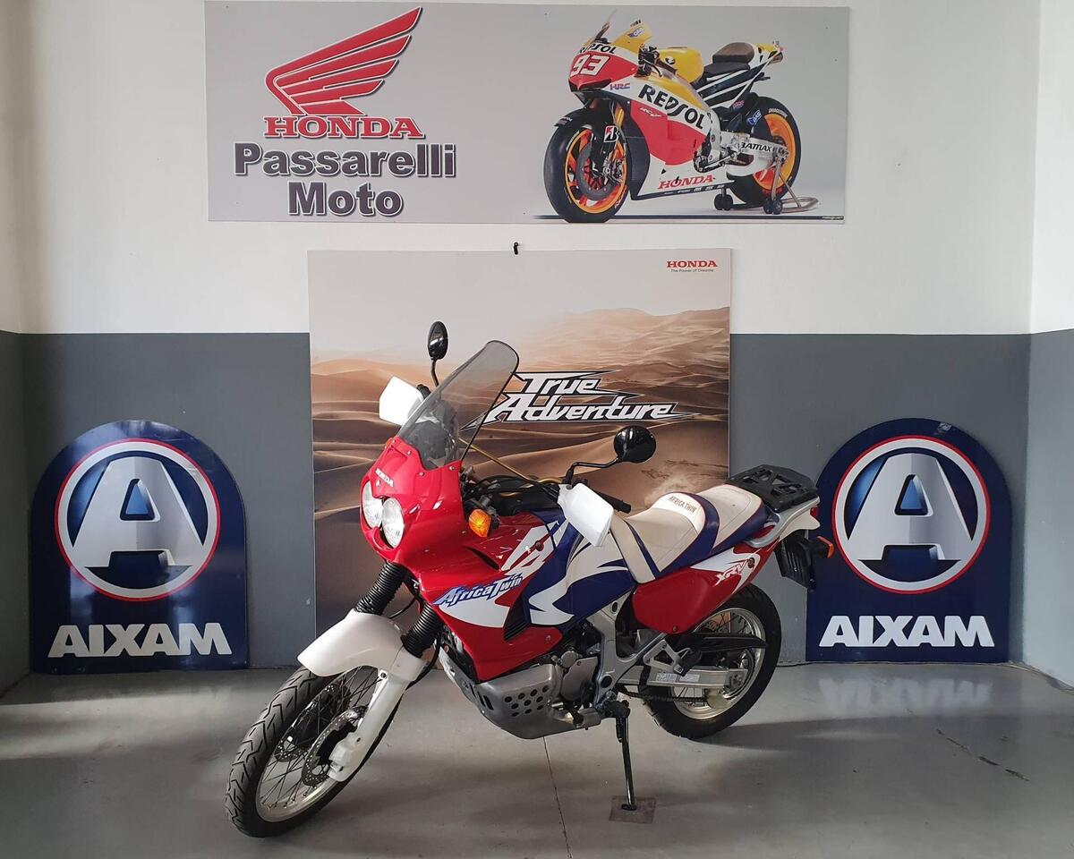 Vendo Honda Africa Twin XRV 750 (1996 02) usata a Catanzaro (codice