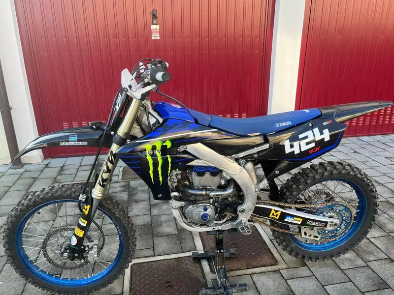 Yamaha YZ 250 F Monster Energy (2022)