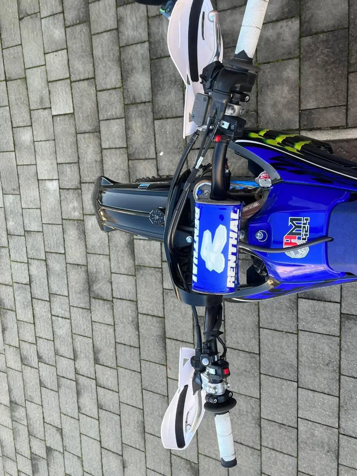 Yamaha YZ 250 F Monster Energy (2022) (7)
