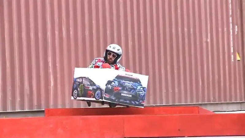 Ken Box, la parodia: il secondo tributo a Gymkhana diventa virale