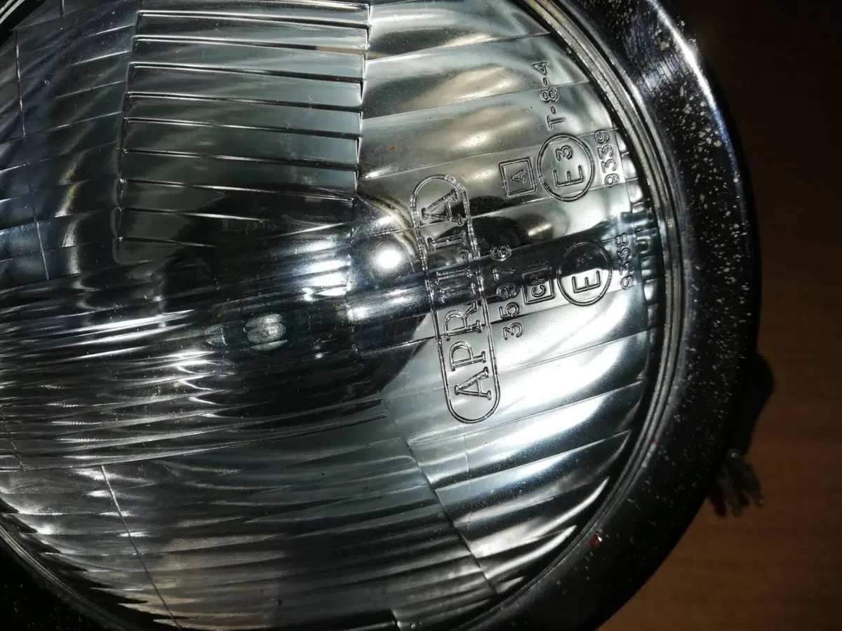 Fanale anteriore per Benelli 125 2T - VV (3)