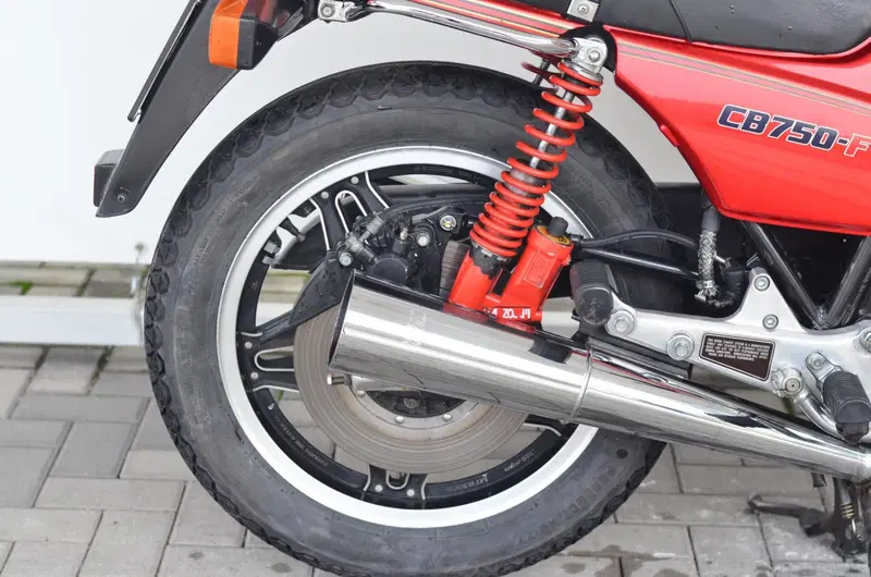 Honda CB 750 F (2)