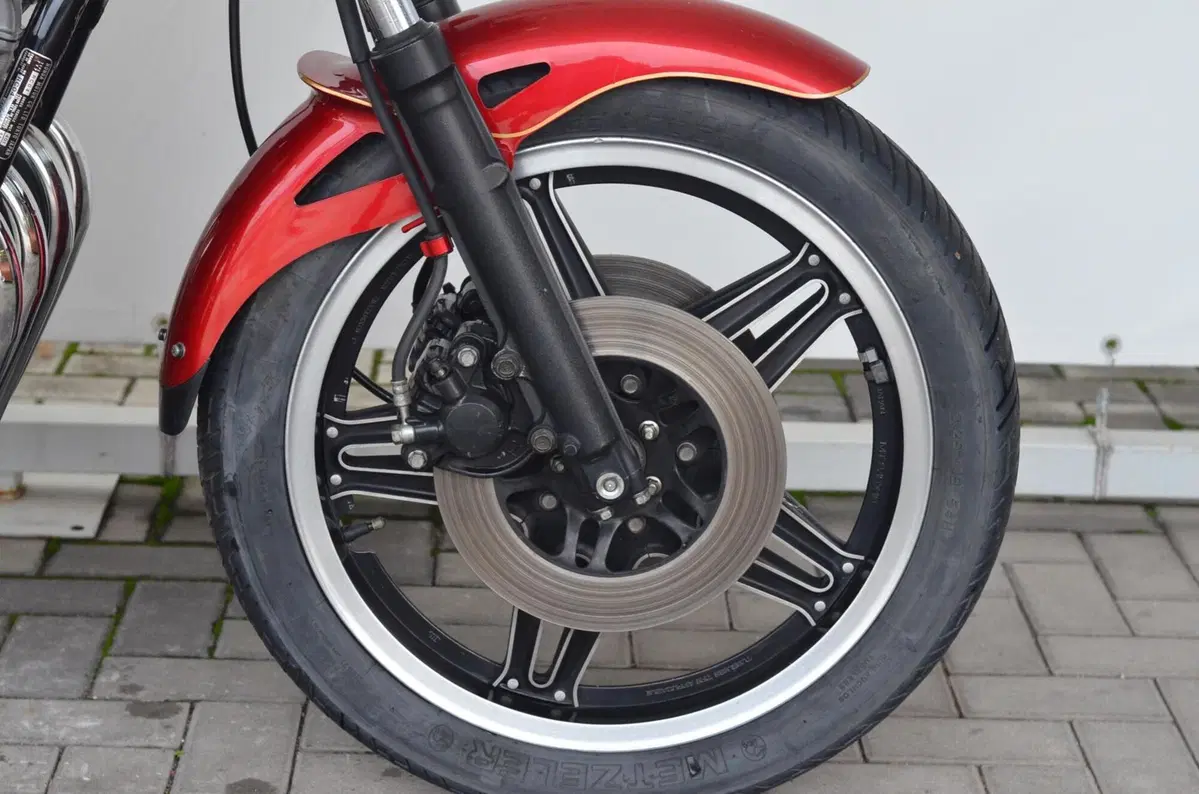 Honda CB 750 F (4)