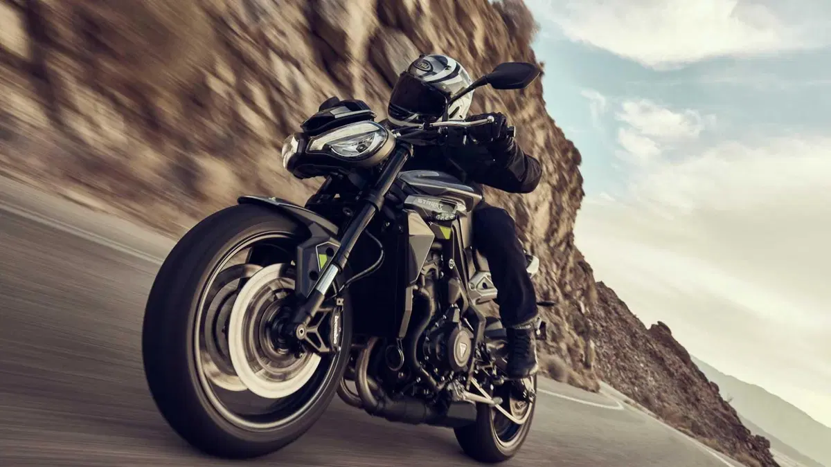 Triumph Street Triple Street Triple 765 R (2023 - 26) (16)