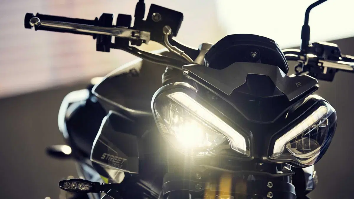 Triumph Street Triple Street Triple 765 R (2023 - 26) (19)
