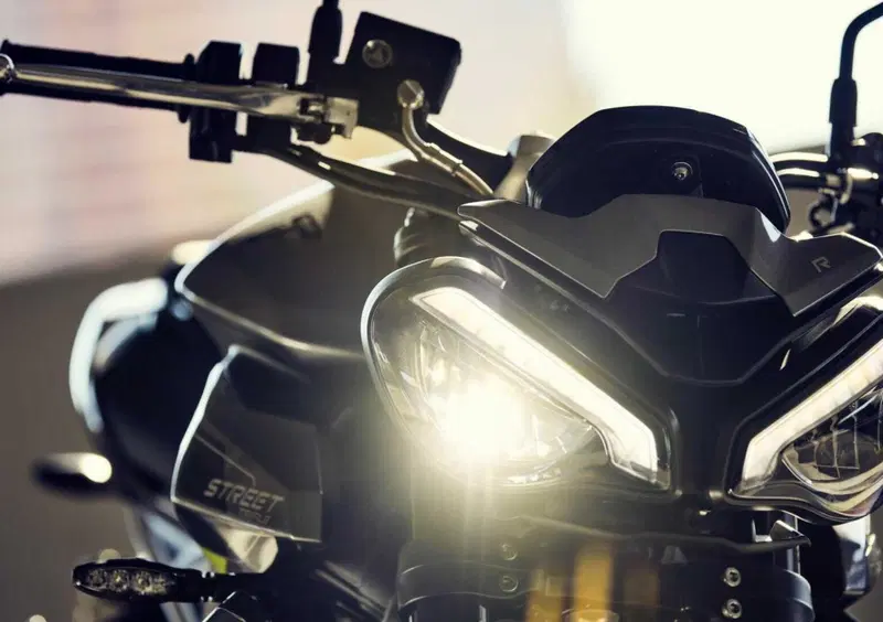 Triumph Street Triple Street Triple 765 R (2023 - 26) (19)