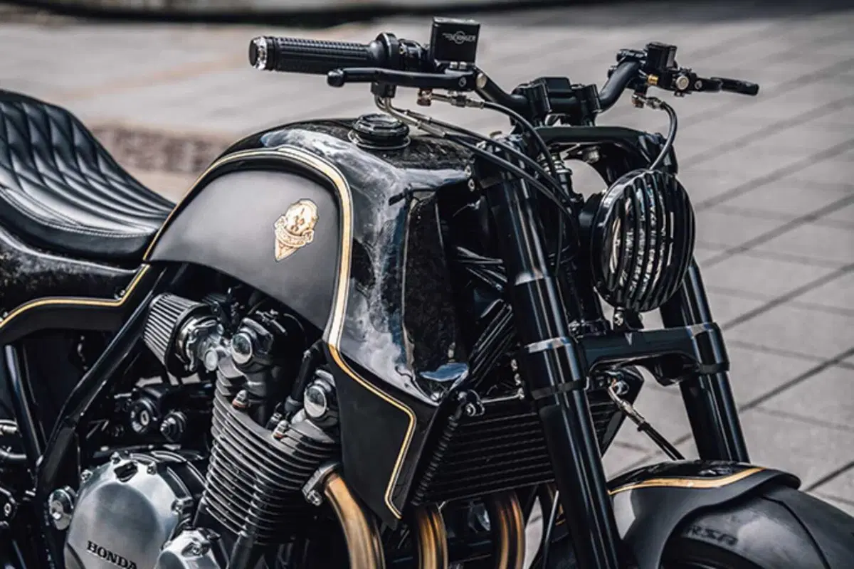 Rough Crafts 'Oriental Uppercut'... Pugilato orientale (3)