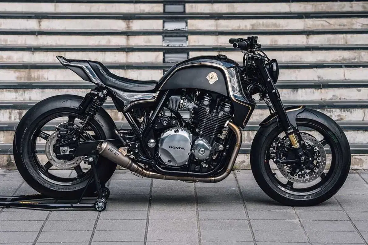 Rough Crafts 'Oriental Uppercut'... Pugilato orientale (4)