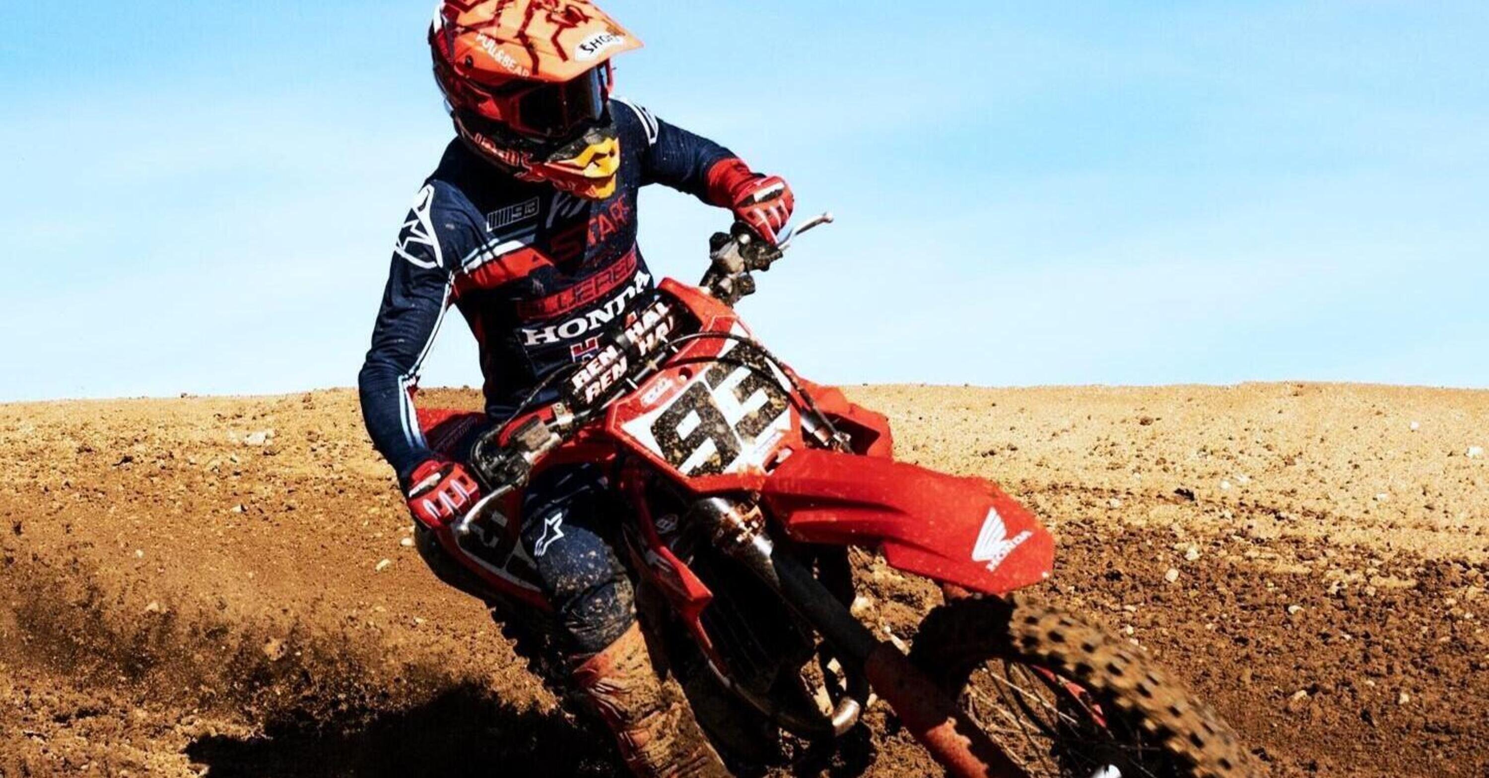 MotoGP 2023. Marc Marquez non far&agrave; mai come Danilo Petrucci (riguardo alla Dakar), intanto &egrave; di nuovo motocross!