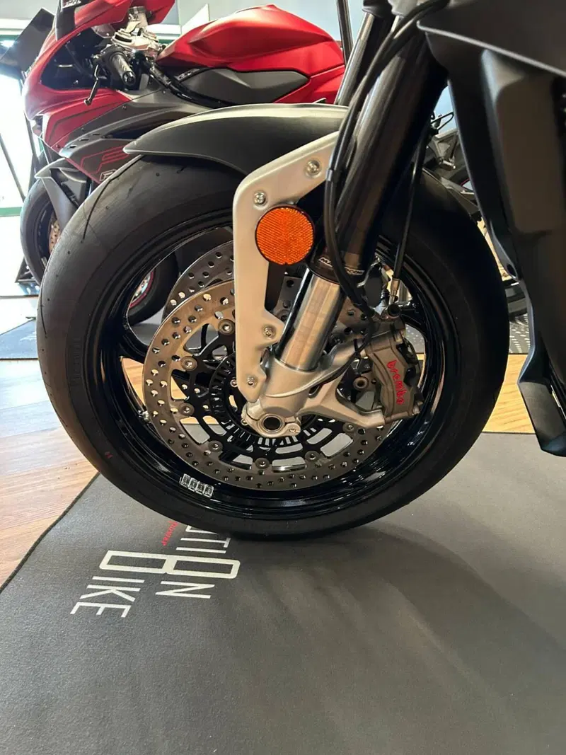 MV Agusta Brutale 1000 RS (2022 - 26) (7)