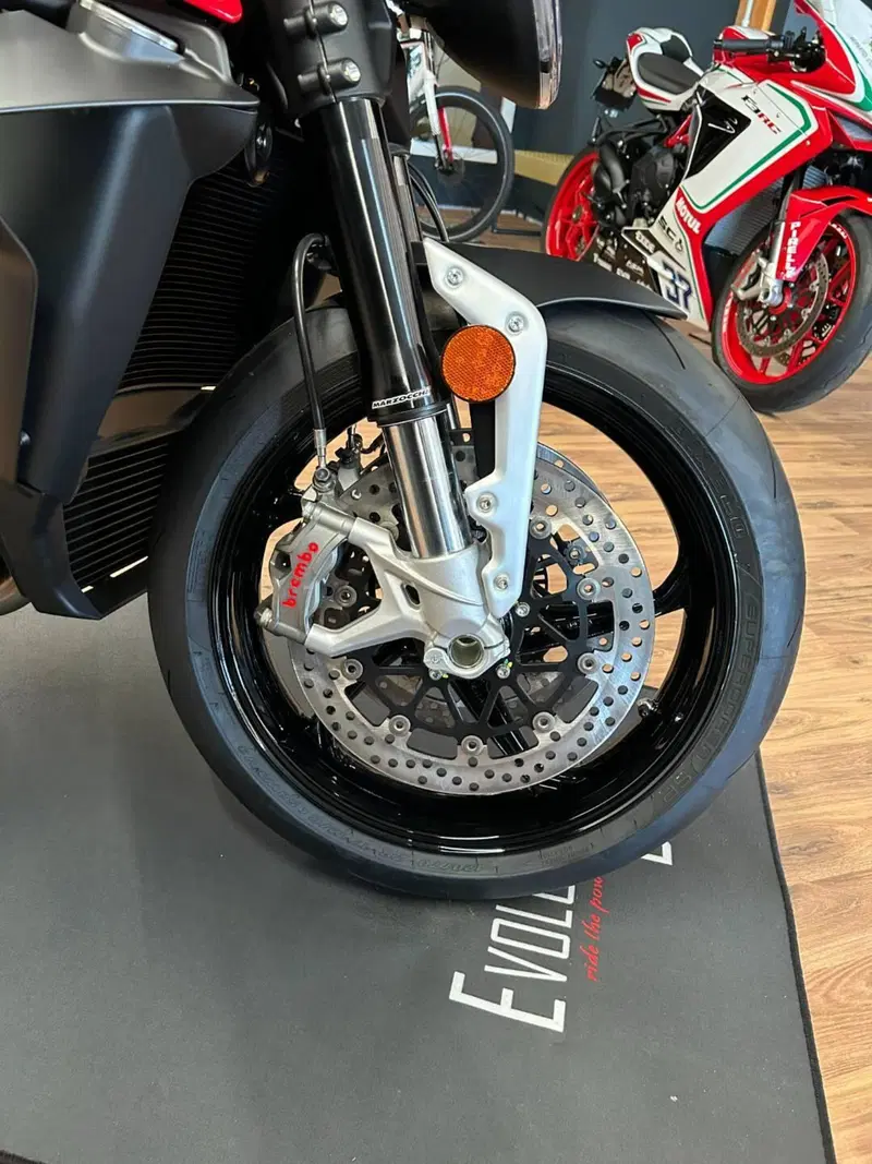 MV Agusta Brutale 1000 RS (2022 - 26) (11)