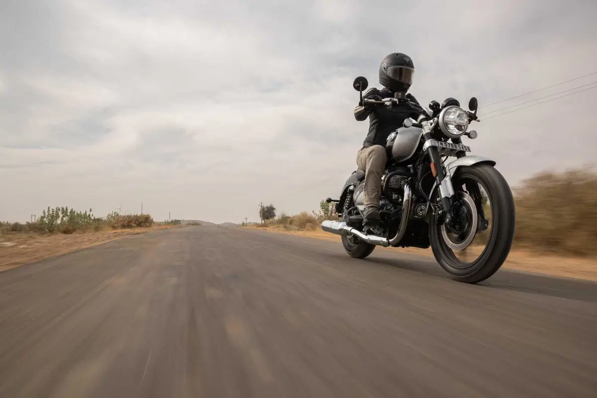 Royal Enfield Super Meteor 650: l'abbiamo provata in India! (2)