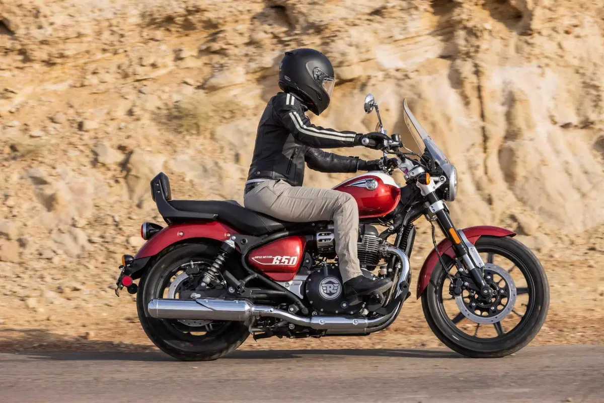 Royal Enfield Super Meteor 650: l'abbiamo provata in India! (11)