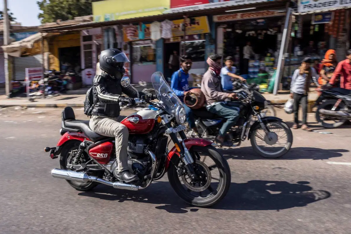 Royal Enfield Super Meteor 650: l'abbiamo provata in India! (19)