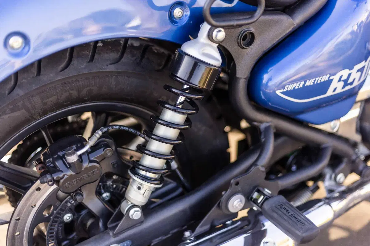 Royal Enfield Super Meteor 650: l'abbiamo provata in India! (3)