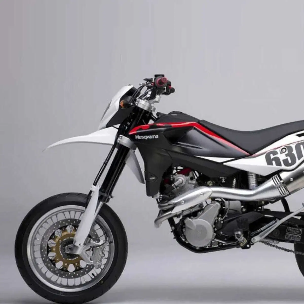Husqvarna SMS 630 (2011)