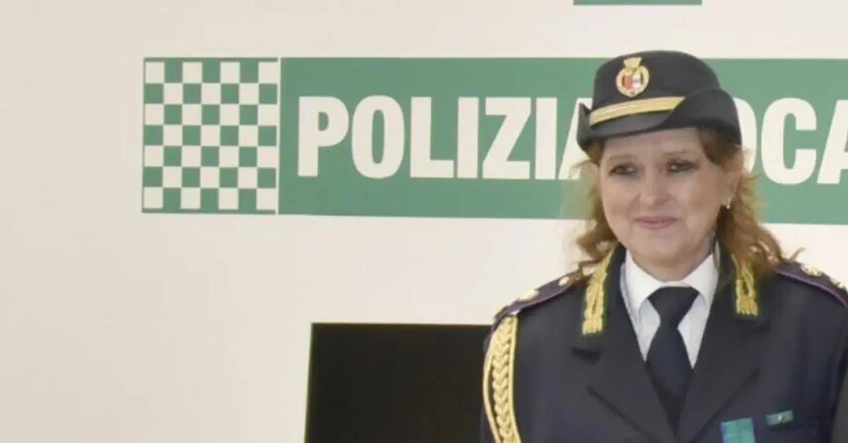 La terribile comandante della Polizia Locale