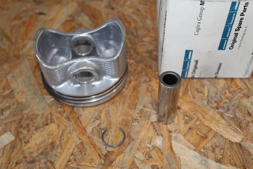 Pistone per CAGIVA e DUCATI 900 (5)