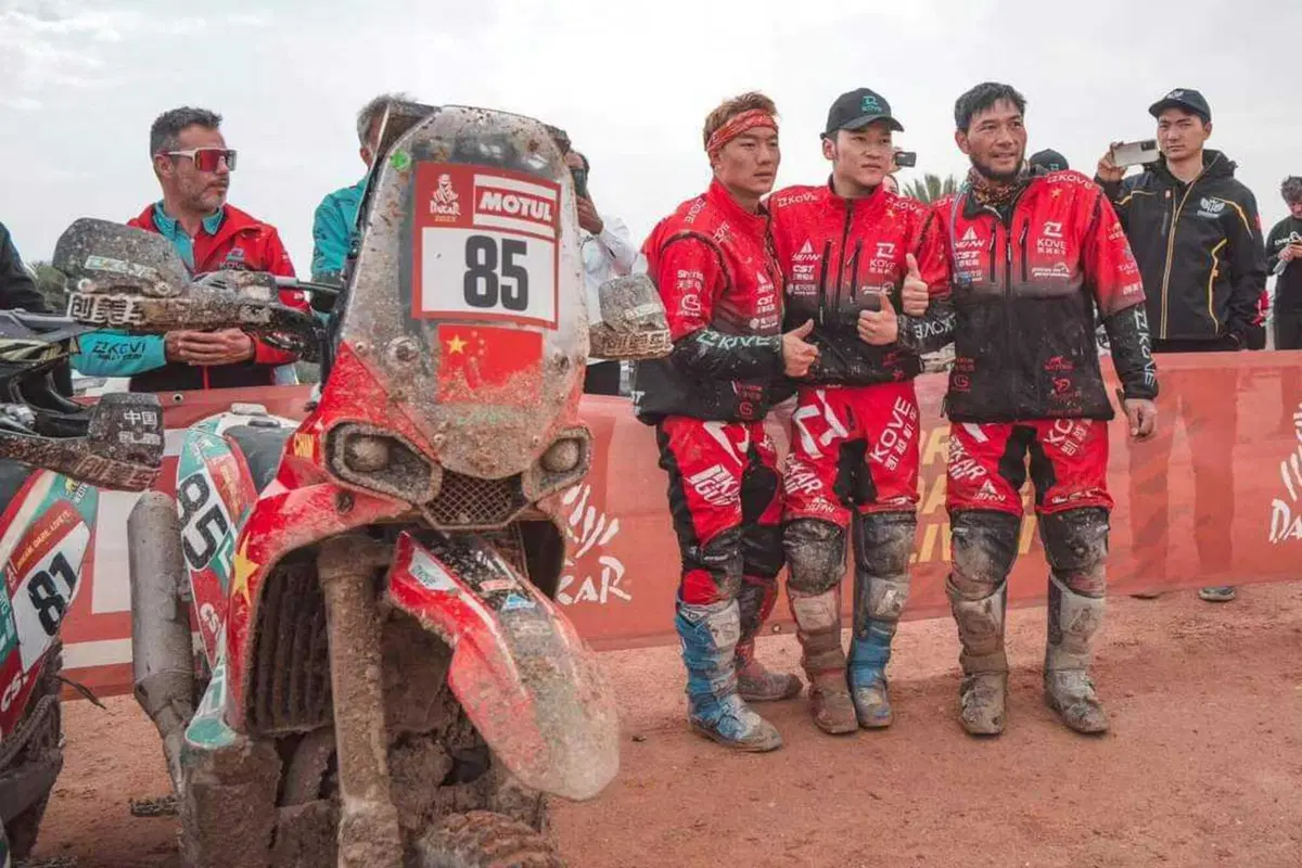 Kove Moto fa centro alla Dakar: tutte e 3 le moto all'arrivo dopo 8.500 km! (3)