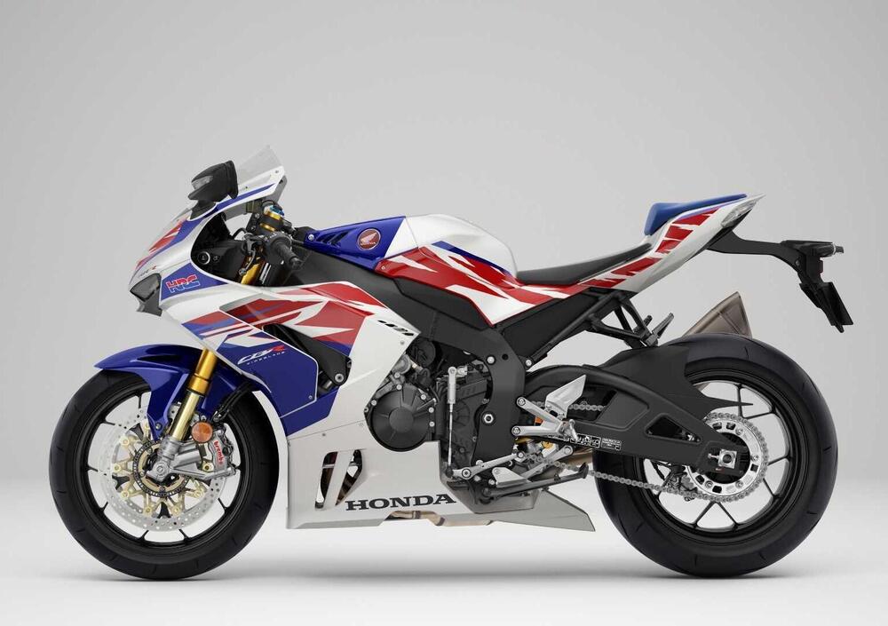 Honda CBR 1000 RR-R Fireblade SP 30th Anniversary (2022 - 23) (2)