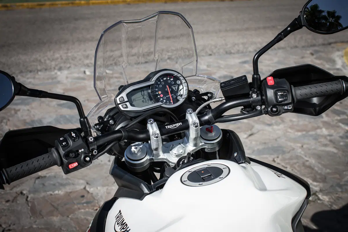 Triumph Tiger 800 Tiger 800 XC (2015 - 17) (11)
