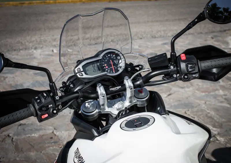 Triumph Tiger 800 Tiger 800 XC (2015 - 17) (11)