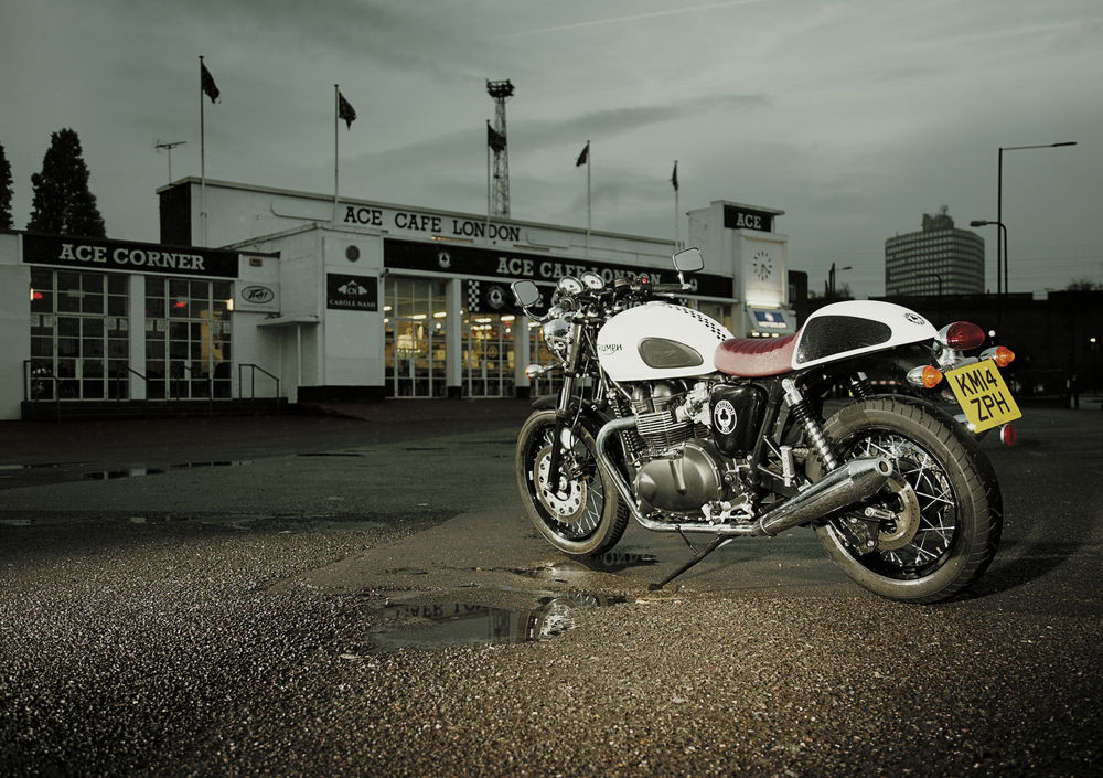 Triumph Thruxton 900 ACE (2014 - 15) (4)