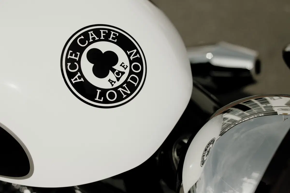 Triumph Thruxton 900 Thruxton 900 ACE (2014 - 15) (6)