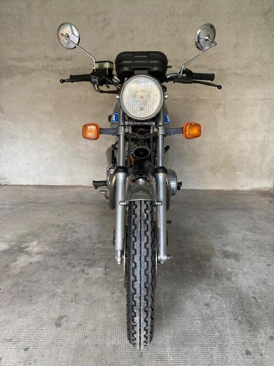 Honda CB400N (4)