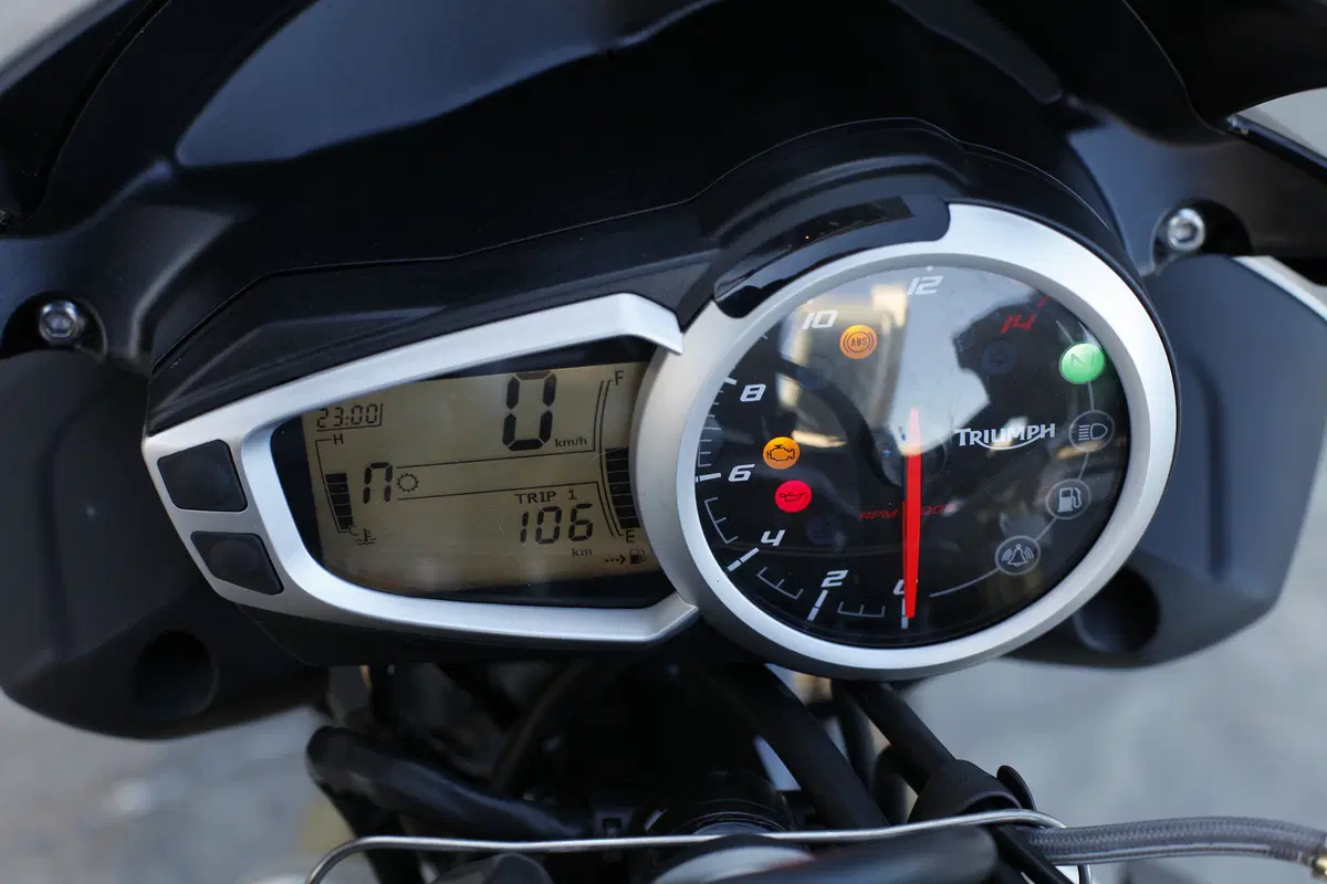 Triumph Street Triple Street Triple ABS (2013 - 17) (7)