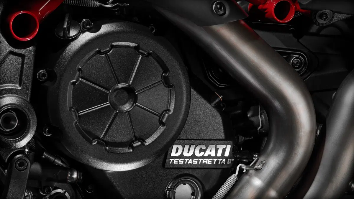 Ducati Diavel 1200 Diavel 1200 Carbon (2014 - 16) (8)