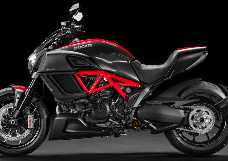 Ducati Diavel 1200 Diavel 1200 Carbon (2014 - 16) (6)