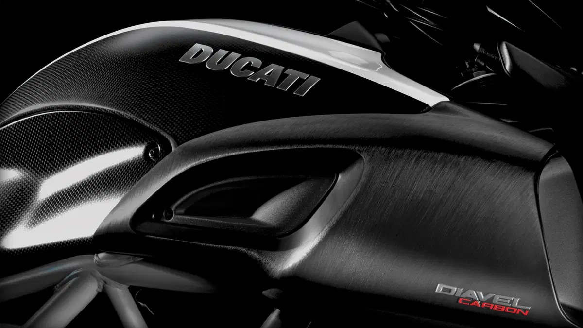 Ducati Diavel 1200 Diavel 1200 Carbon (2014 - 16) (13)